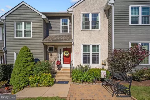216 Moria Pl, Aston, PA 19014