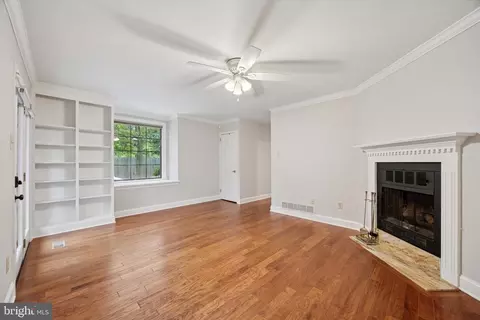 Living - 413 Eagle Rd # 7, Wayne, PA 19087 photo 3 of 3