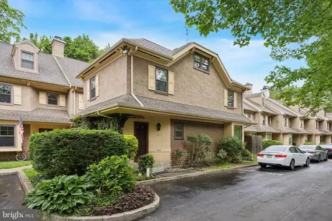 Exterior - 413 Eagle Rd # 7, Wayne, PA 19087 photo 2 of 2