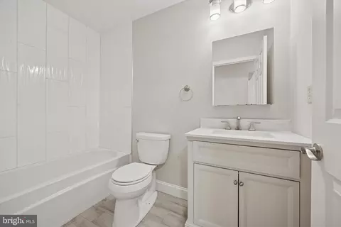 Bath - 413 Eagle Rd # 7, Wayne, PA 19087 photo 3 of 3
