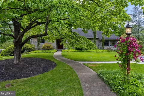 413 Hawthorne Rd, Wallingford, PA 19086