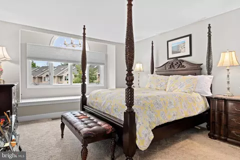 Bedroom - 24 Greythorne Woods Cir, Wayne, PA 19087 photo 3 of 6