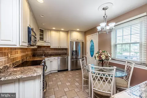 Kitchen - 308 Parham Rd, Springfield, PA 19064 photo 1 of 2