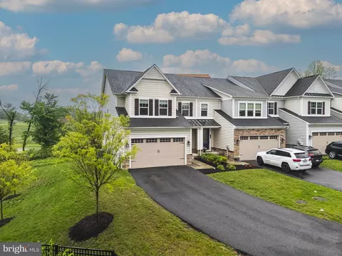118 W Donovan Dr, Media, PA 19063