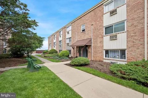 8115 W Chester Pike # B-2, Upper Darby, PA 19082