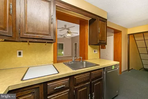 681 Dutton Cir, Springfield, PA 19064 photo 13