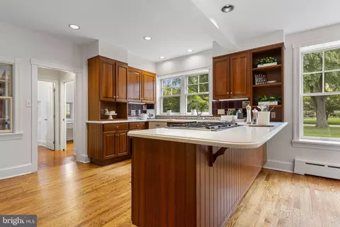 Kitchen - 234 E Beechtree Ln, Wayne, PA 19087 photo 2 of 4