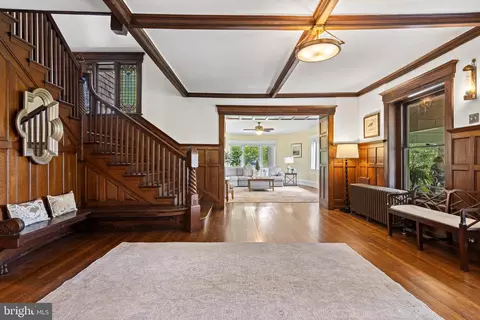 Entry Way - 234 E Beechtree Ln, Wayne, PA 19087 photo 2 of 8