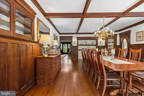 Dining - 234 E Beechtree Ln, Wayne, PA 19087 photo 2 of 3
