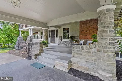 Exterior - 234 E Beechtree Ln, Wayne, PA 19087 photo 7 of 7