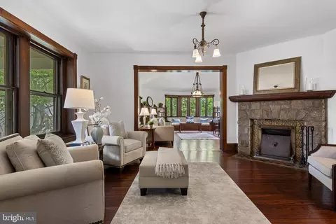 Living - 234 E Beechtree Ln, Wayne, PA 19087 photo 1 of 2