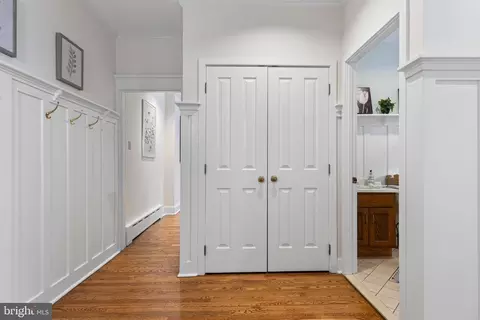 Entry Way - 234 E Beechtree Ln, Wayne, PA 19087 photo 8 of 8