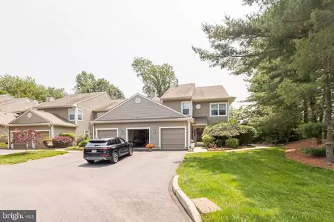267 Stanton Ct #267, Glen Mills, PA 19342