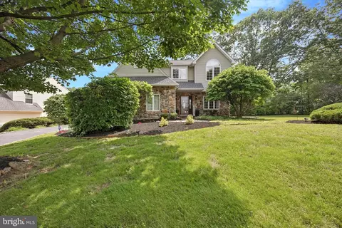 164 W Thompson Ave, Springfield, PA 19064