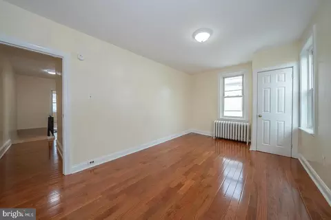 Living - 17 Elm Ave, Upper Darby, PA 19082 photo 9 of 9