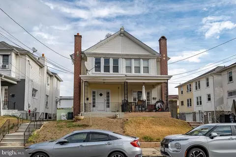 Exterior - 17 Elm Ave, Upper Darby, PA 19082 photo 2 of 2