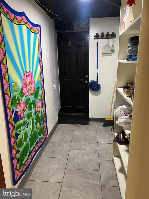 Entry Way - 539 Timberlake Rd, Darby, PA 19082 photo 2 of 2