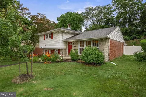 Exterior - 28 Eldon Ave, Lansdowne, PA 19050 photo 2 of 4