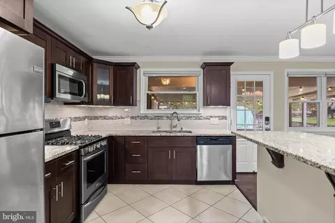 Kitchen - 28 Eldon Ave, Lansdowne, PA 19050 photo 2 of 4