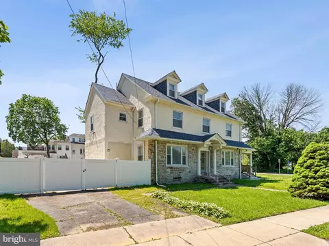 285 N Lansdowne Ave, Lansdowne, PA 19050