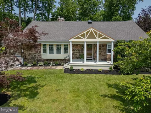 921 Coopertown Rd, Bryn Mawr, PA 19010