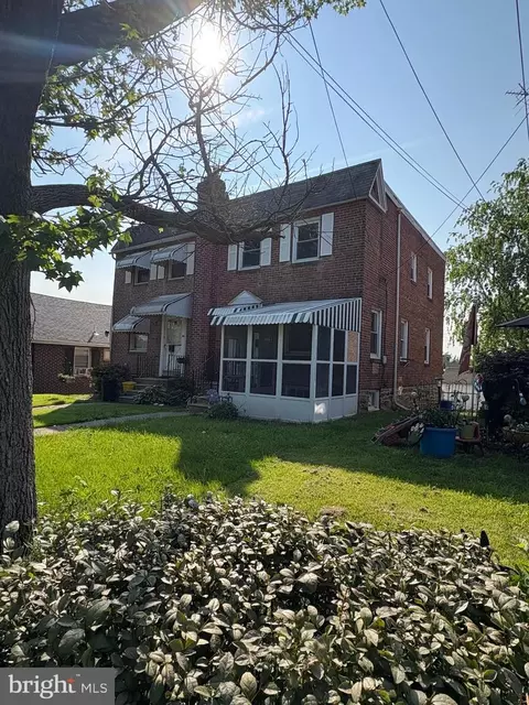 649 Poplar St, Sharon Hill, PA 19079