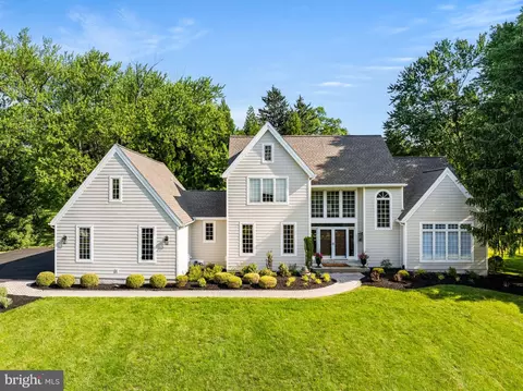 13 Grouse Trl, Chadds Ford, PA 19317
