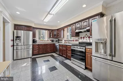 7200 Wayne Ave, Darby, PA 19082 photo 9