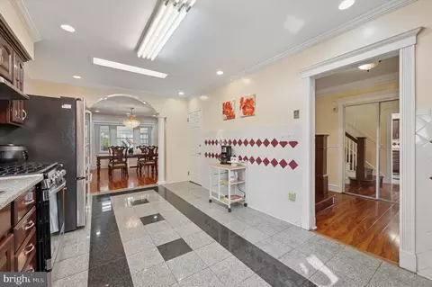 7200 Wayne Ave, Darby, PA 19082 photo 10
