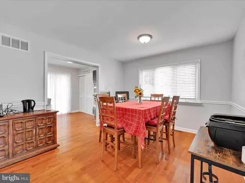 Dining - 301 Melling Ave, Marcus Hook, PA 19061 photo 1 of 2