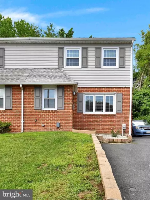 Exterior - 301 Melling Ave, Marcus Hook, PA 19061 photo 3 of 5