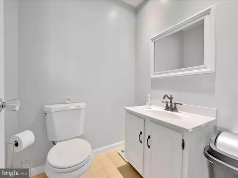 Bath - 301 Melling Ave, Marcus Hook, PA 19061 photo 1 of 2