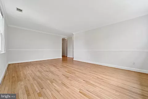 Living - 500 E Lancaster Ave #138-C, Wayne, PA 19087 photo 4 of 4