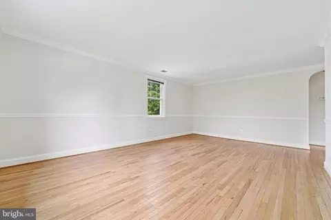 Living - 500 E Lancaster Ave #138-C, Wayne, PA 19087 photo 3 of 4