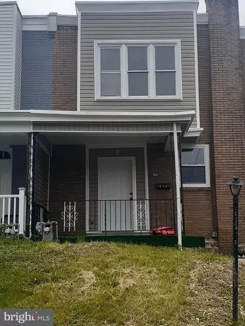 428 S 2nd St, Darby, PA 19023