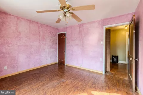 1019 Washington Ave, Marcus Hook, PA 19061 photo 12