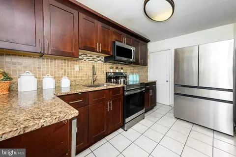 Kitchen - 268 Hampden Rd, Darby, PA 19082 photo 1 of 3