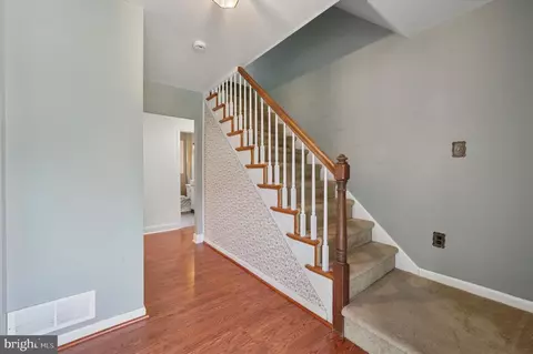 Entry Way - 4410 Pilgrim Ln, Boothwyn, PA 19061 photo 1 of 4