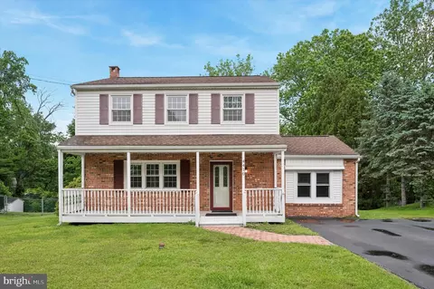 4410 Pilgrim Ln, Boothwyn, PA 19061