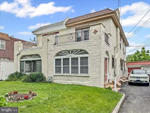 736 Poplar St, Sharon Hill, PA 19079