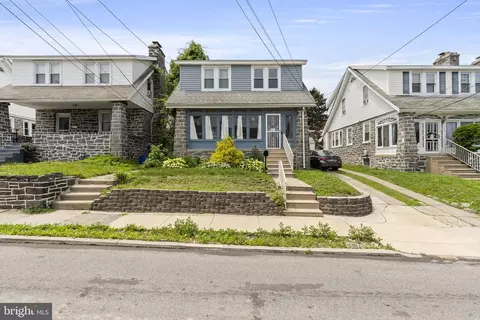114 Kenmore Rd, Darby, PA 19082