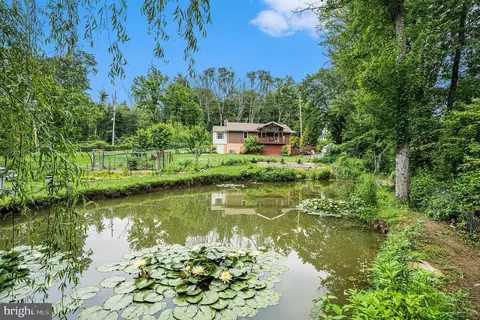 628 N Middletown Rd, Media, PA 19063