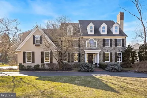 845 Colony Ct, Bryn Mawr, PA 19010