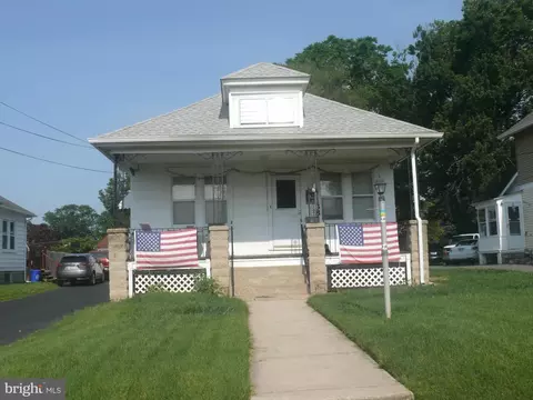 138 W Elbon Rd, Brookhaven, PA 19015