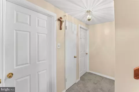 Entry Way - 11 Stratford Dr, Springfield, PA 19064 photo 1 of 2