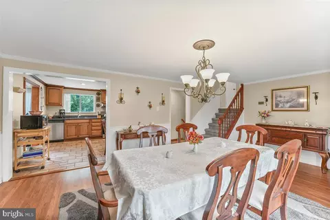 Dining - 11 Stratford Dr, Springfield, PA 19064 photo 3 of 3