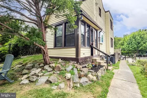 601 Georges Ln, Ardmore, PA 19003