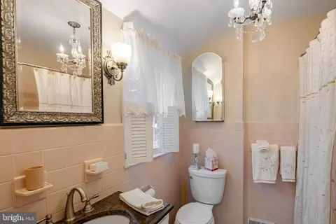 1004 Stoneybrook Dr, Springfield, PA 19064 photo 28