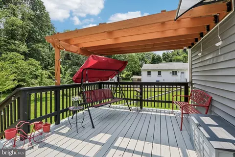 Exterior - 1707 Peach St, Boothwyn, PA 19061 photo 2 of 7