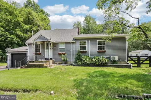 1707 Peach St, Boothwyn, PA 19061
